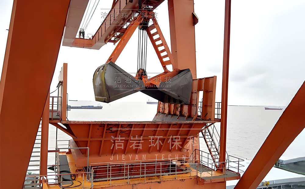 上海華能電廠卸船機干霧抑塵系統(tǒng)